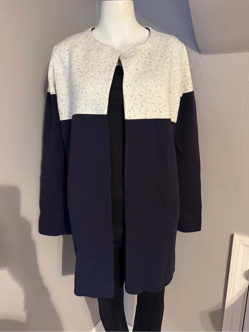 Ann Taylor Navy and Cream Speckled Yoke Open-Front Cardigan